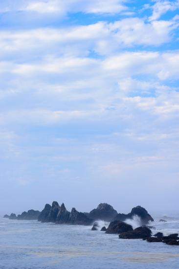 Beach;Blue;Calm;Close-up;Cloud;Cloud Formation;Clouds;Cloudy;Coast;Coastline;Healing;Health care;Healthcare;Nature;Ocean;Oregon;Pastoral;Rock formations;Sand;Sea;Sea Stacks;Seascape;Water;Waterscape;Waves;Weather;beach;beaches;coast;coastline;oneness;peaceful;restful;sea;serene;shore;shoreline;sky;soothing;tranquil;zen